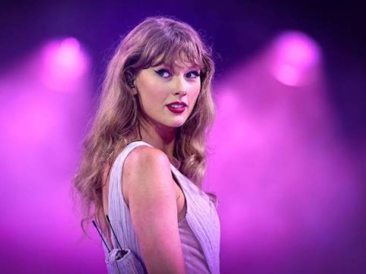 Taylor Swift Fans Spot New Wedding Detail That Everyone Missed